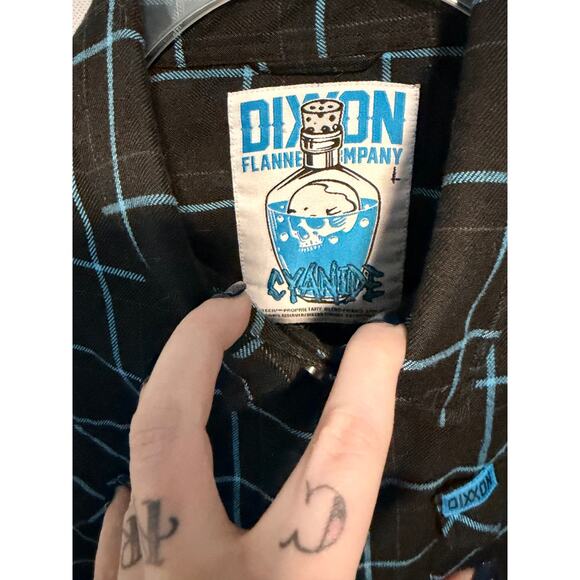Dixxon Jackets & Blazers - Women’s Dixxon “Cyanide” Flannel size large